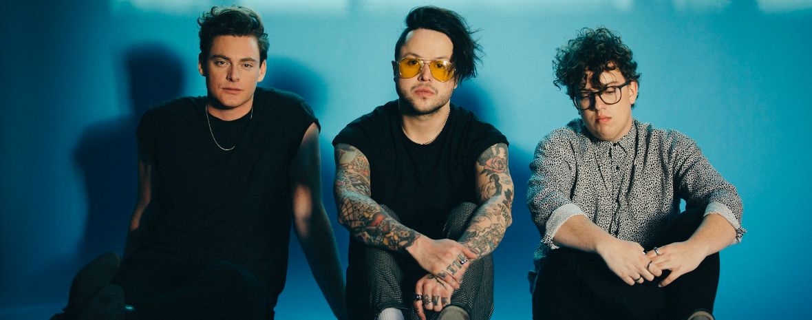 lovelytheband